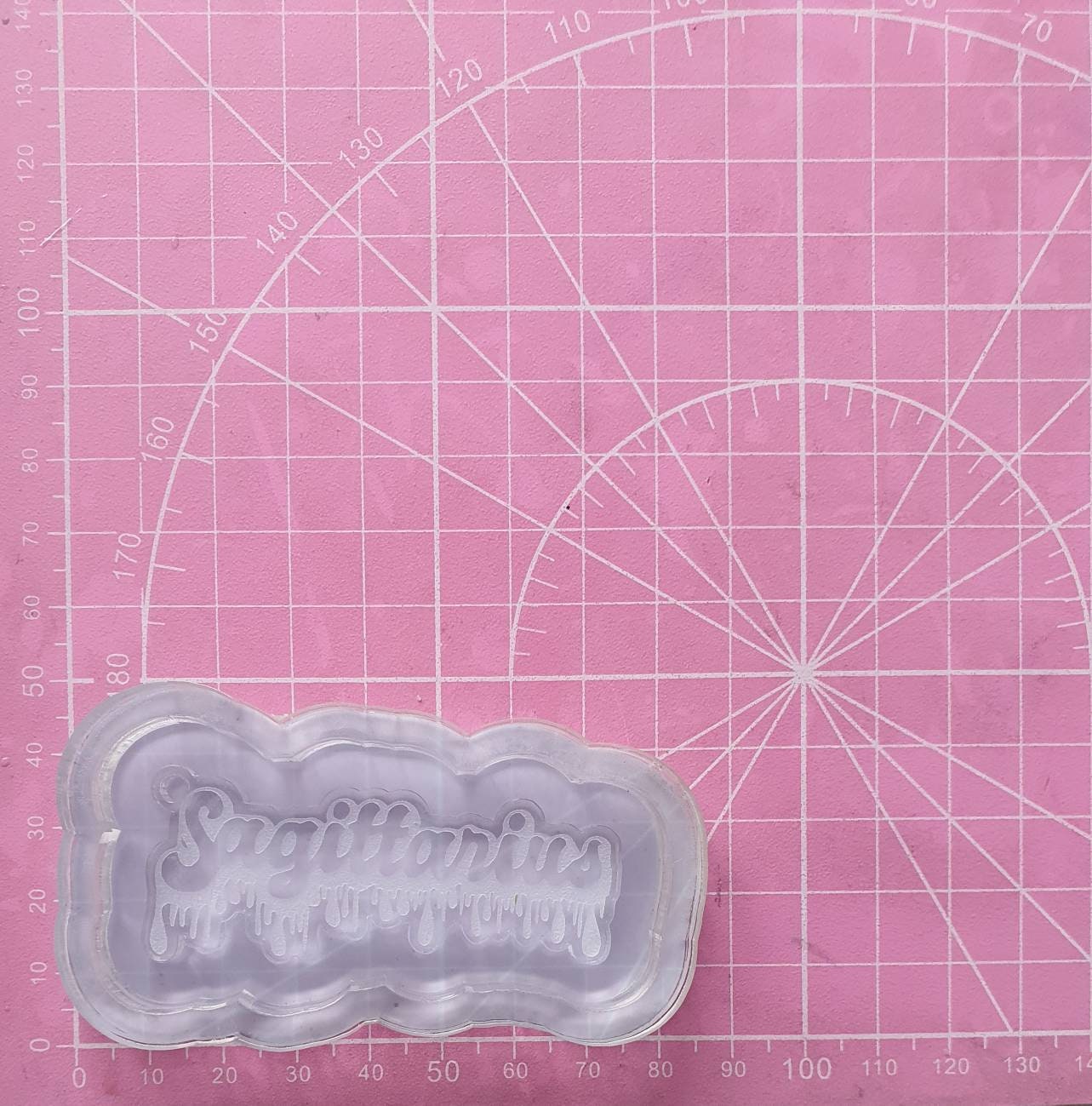 Dripping Sagittarius Keyring Silicone Mould