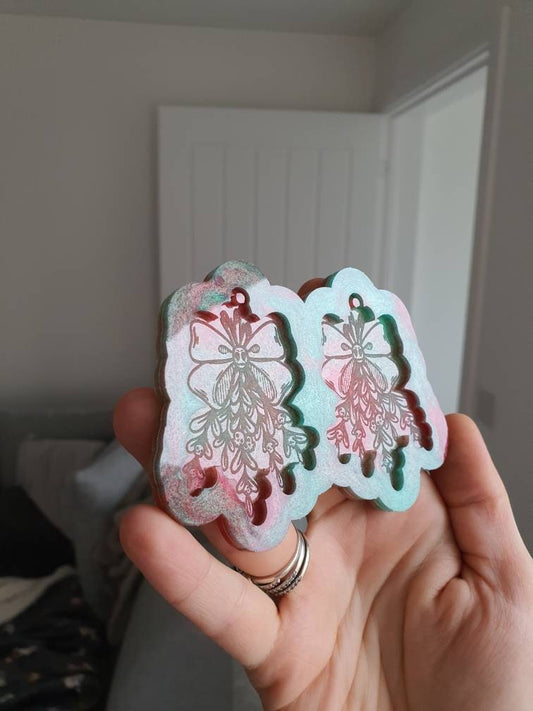 2.5 inch Skull Mistletoe Silicone Mould