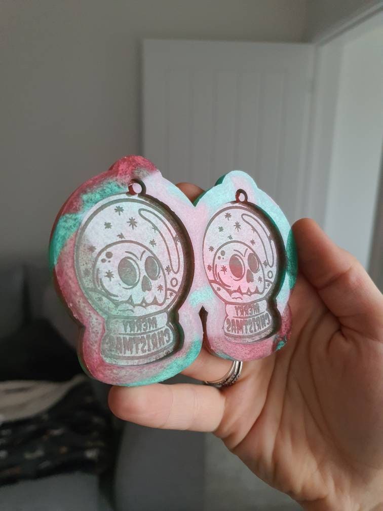 2.5 inch Skull Snowglobes Silicone Mould