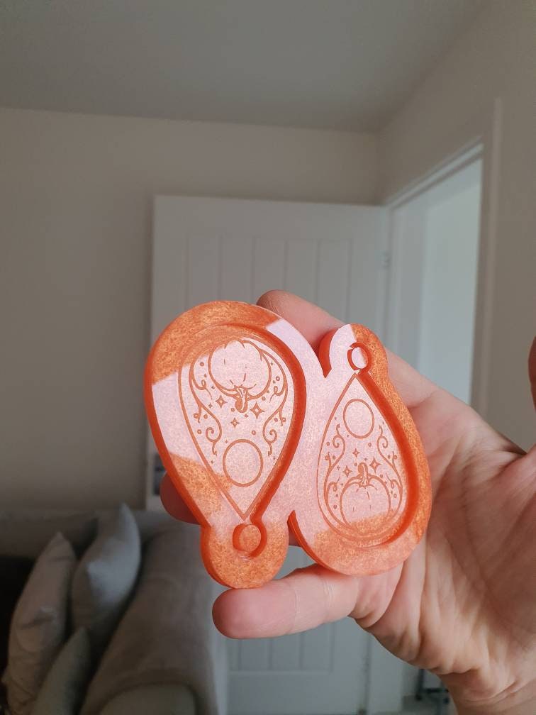 2.5 inch Pumpkin Planchettes Silicone Mould