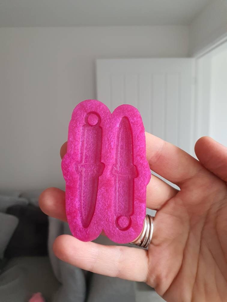 2.5 inch Heart Daggers Silicone Mould