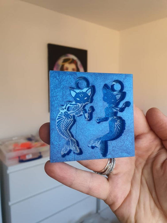 2.5 inch Skeleton Mermaid Kitties Silicone Mould