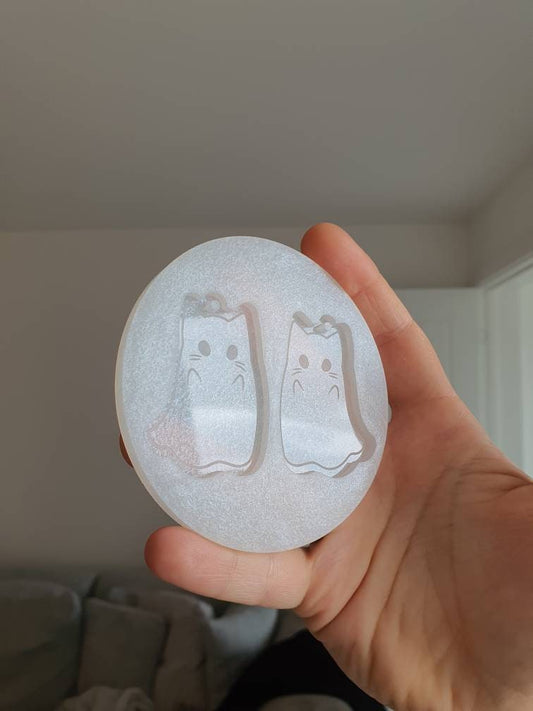 2 inch Ghost Kitties Silicone Mould