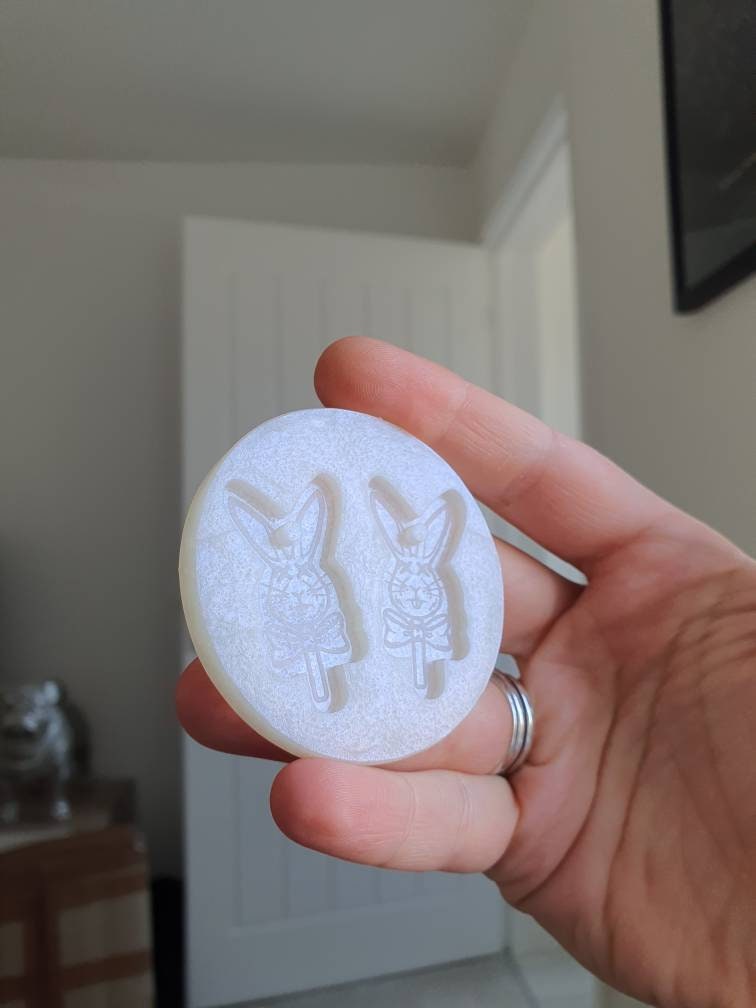 1.5 inch Dead Bunny Lollipops Silicone Mould