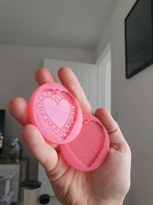 2 inch Ruffled Heart Silicone Moulds