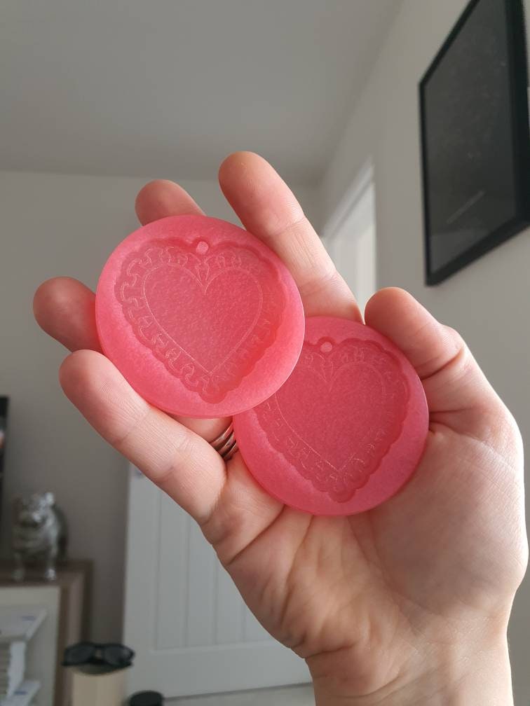 2 inch Ruffled Heart Silicone Moulds