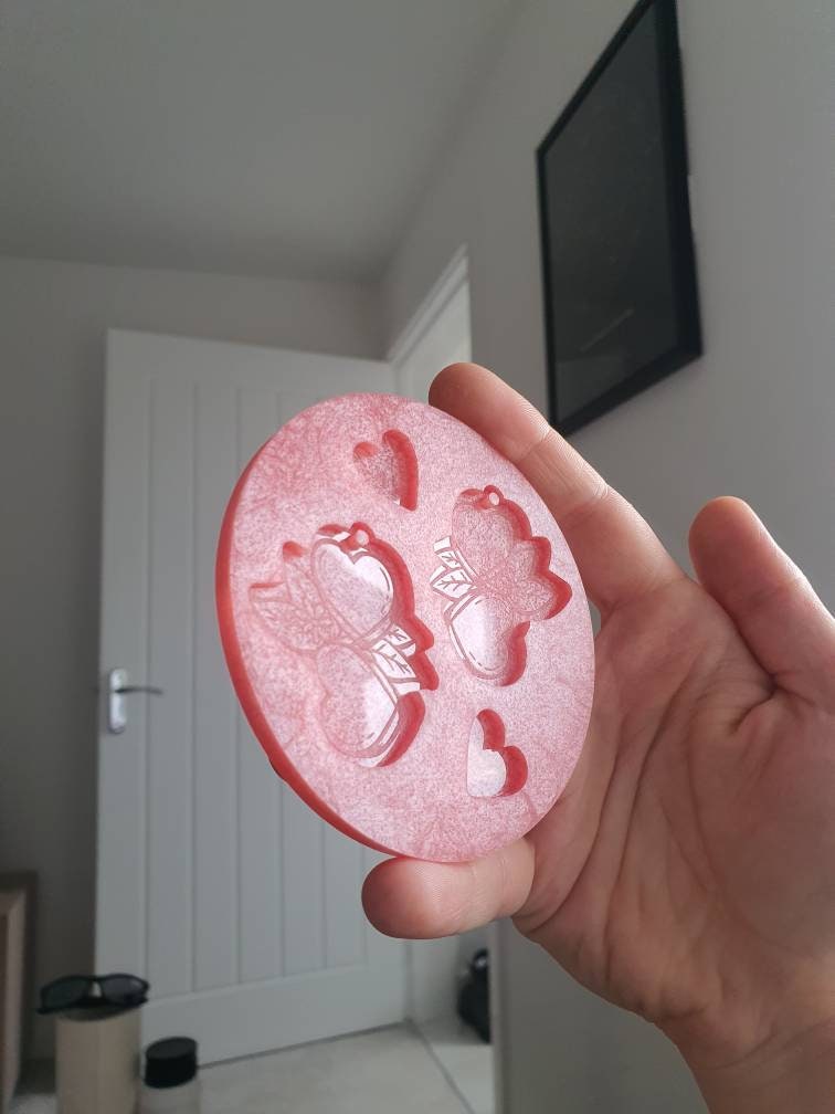 1.75 inch Pretty Hearts Silicone Mould