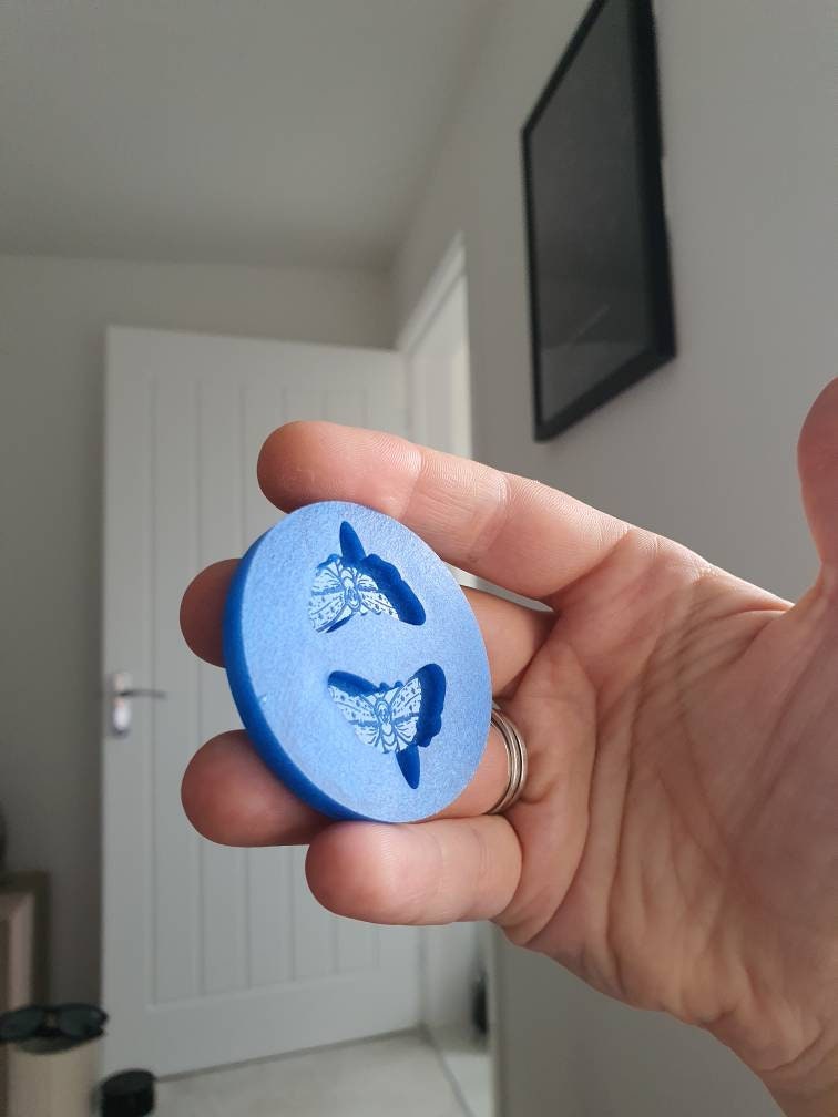 1 inch Cute Moths Silicone Mould