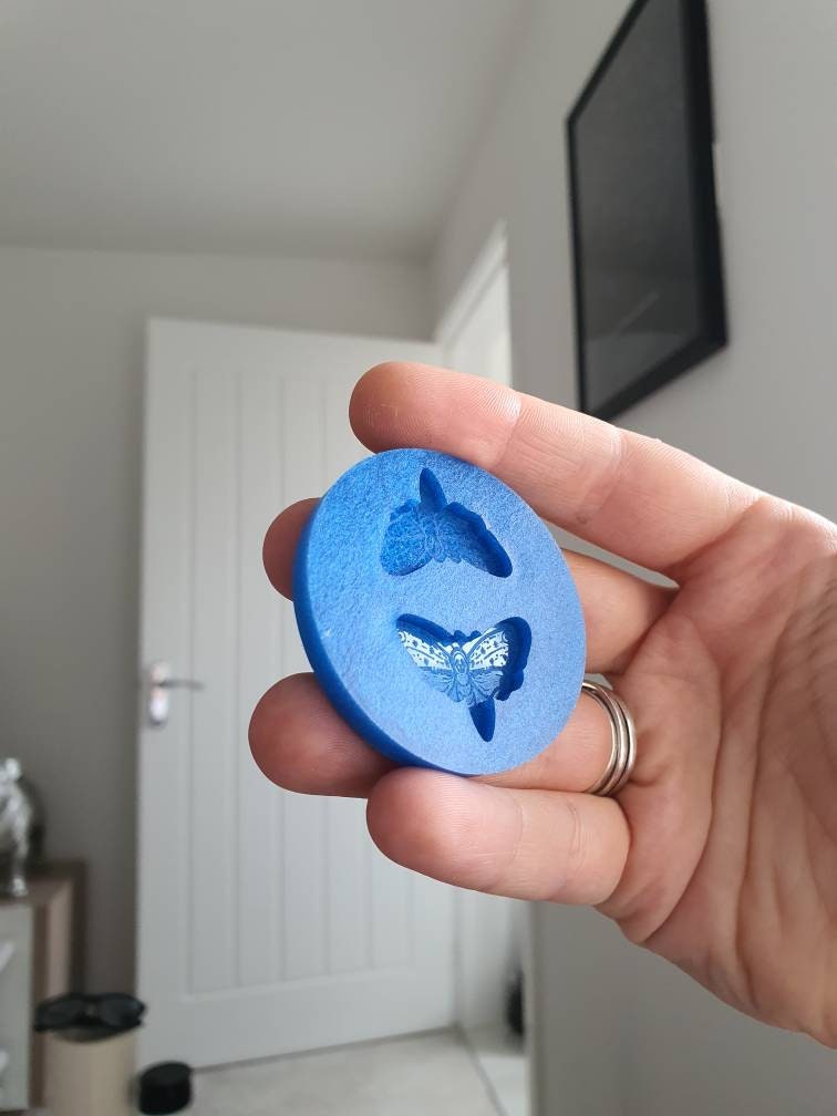 1 inch Cute Moths Silicone Mould