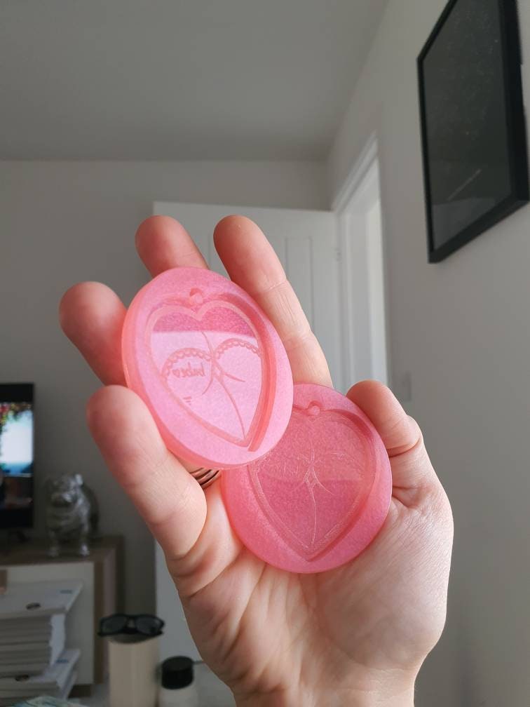 2 inch Babe Butt Silicone Moulds