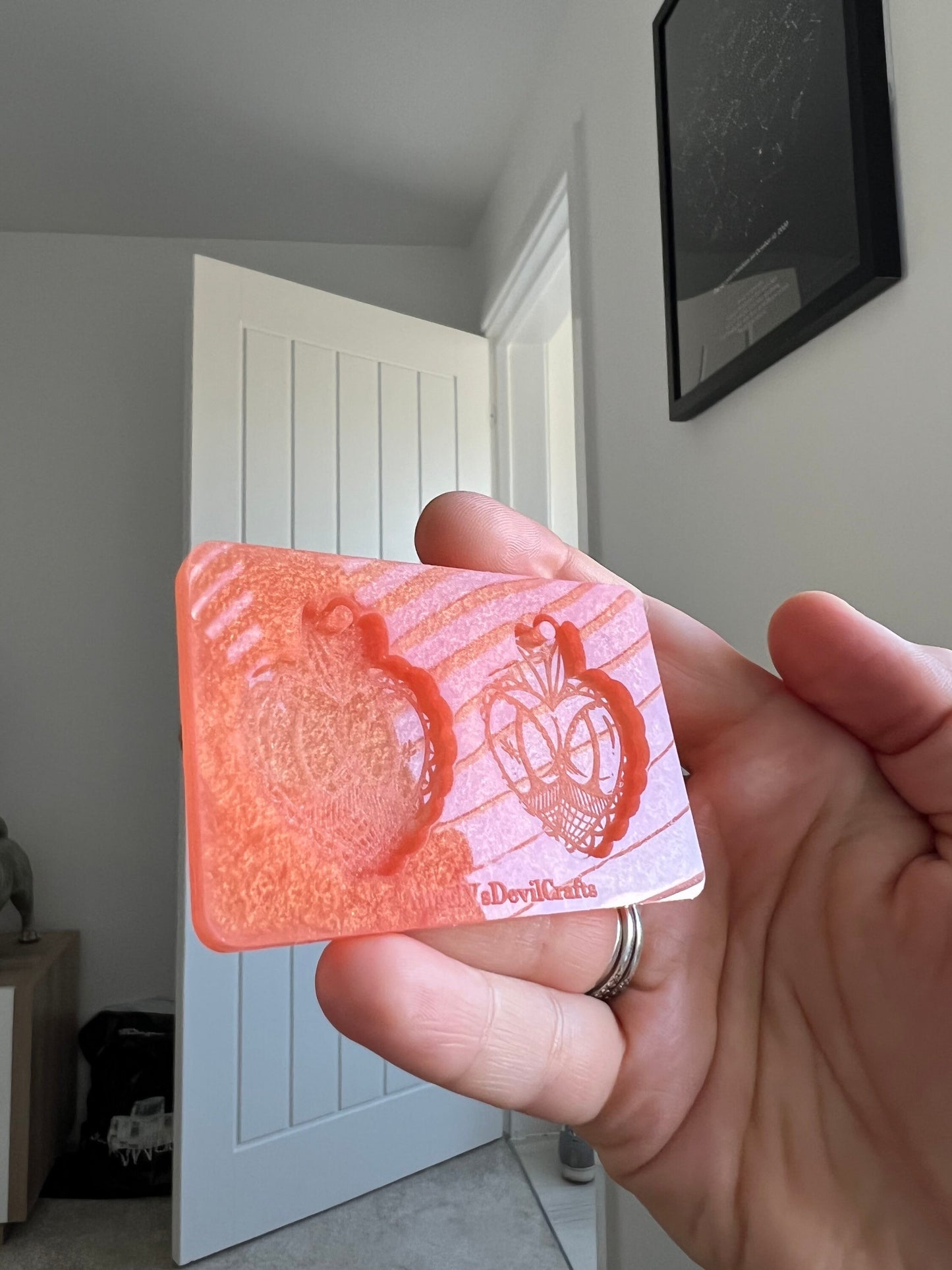 1.5 inch Rude Peach Butts Silicone Mould
