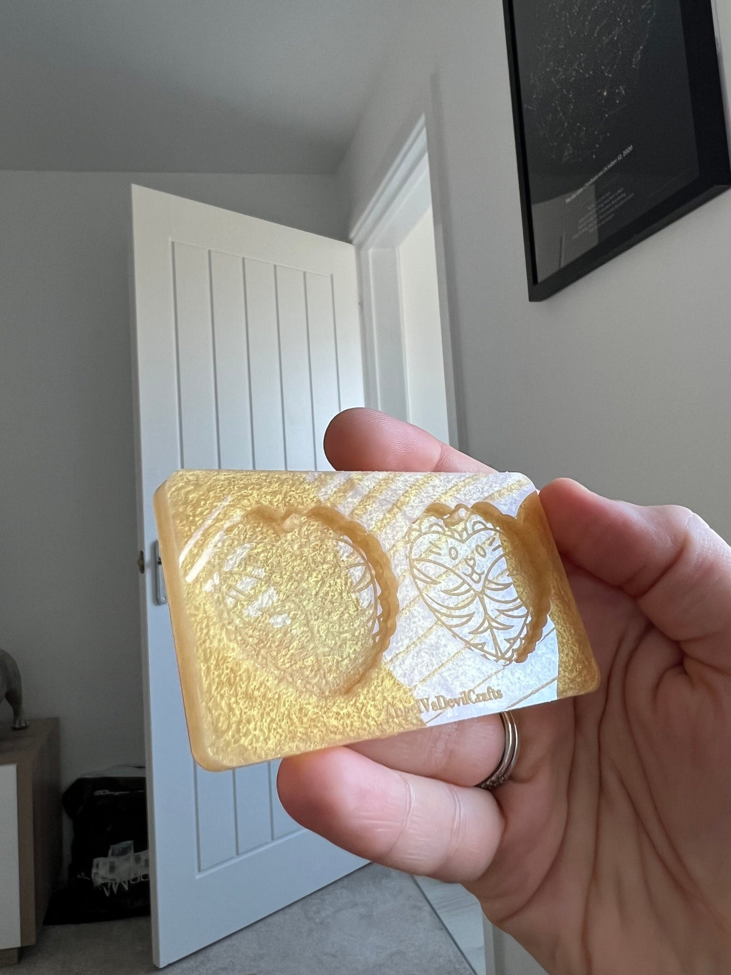 1.5 inch Tiger Butt Hearts Silicone Mould