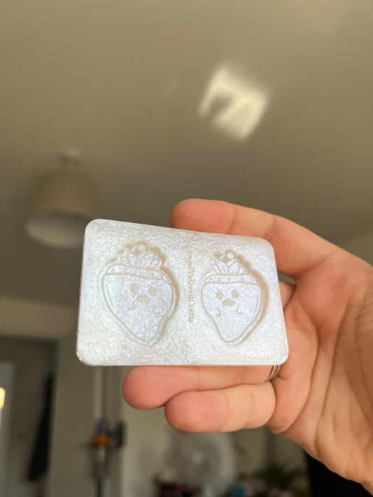 1.5 inch Ghost Strawberries Silicone Mould