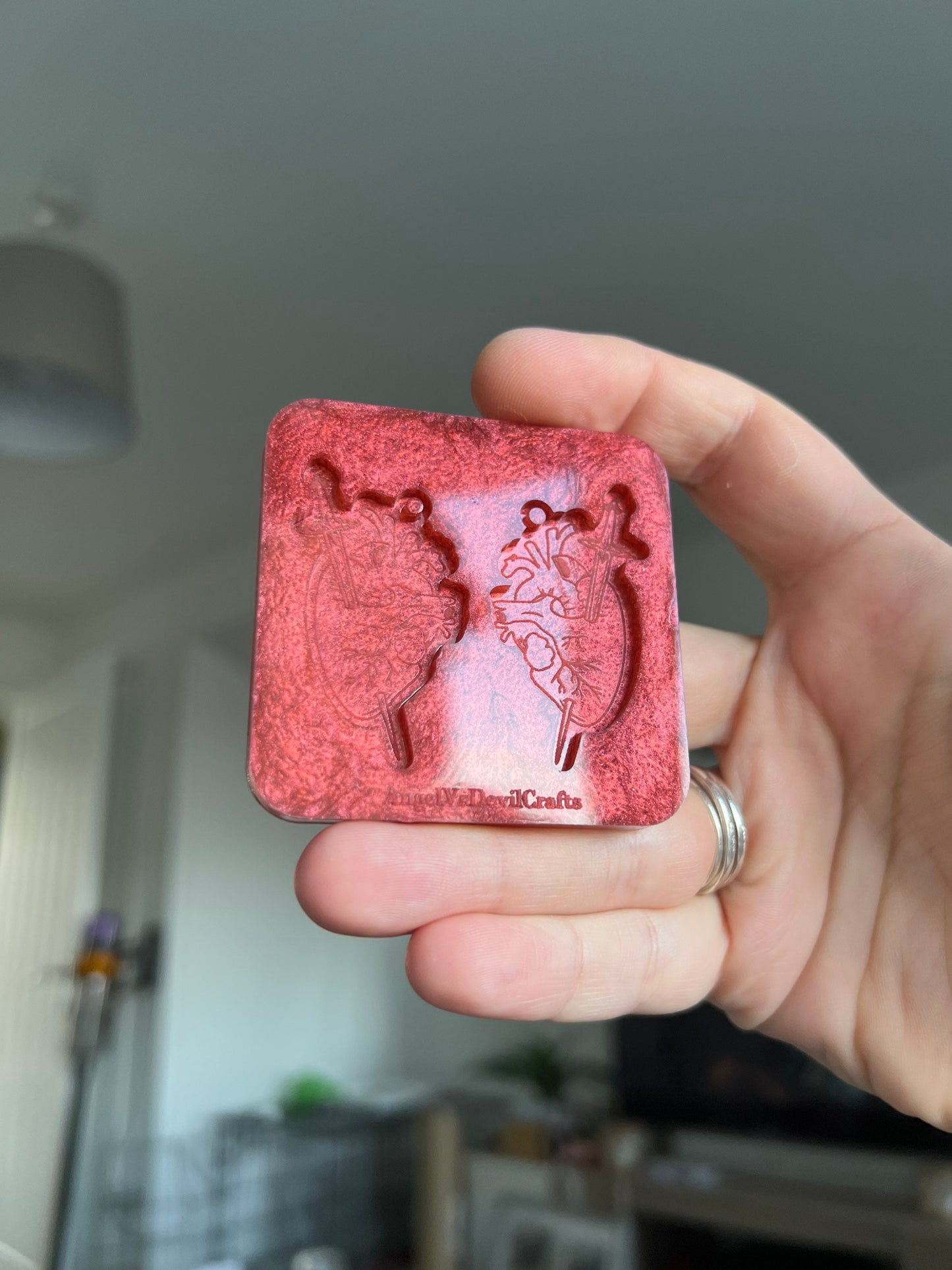 1.5 inch Sword Through Anatomical Hearts Silicone Mould